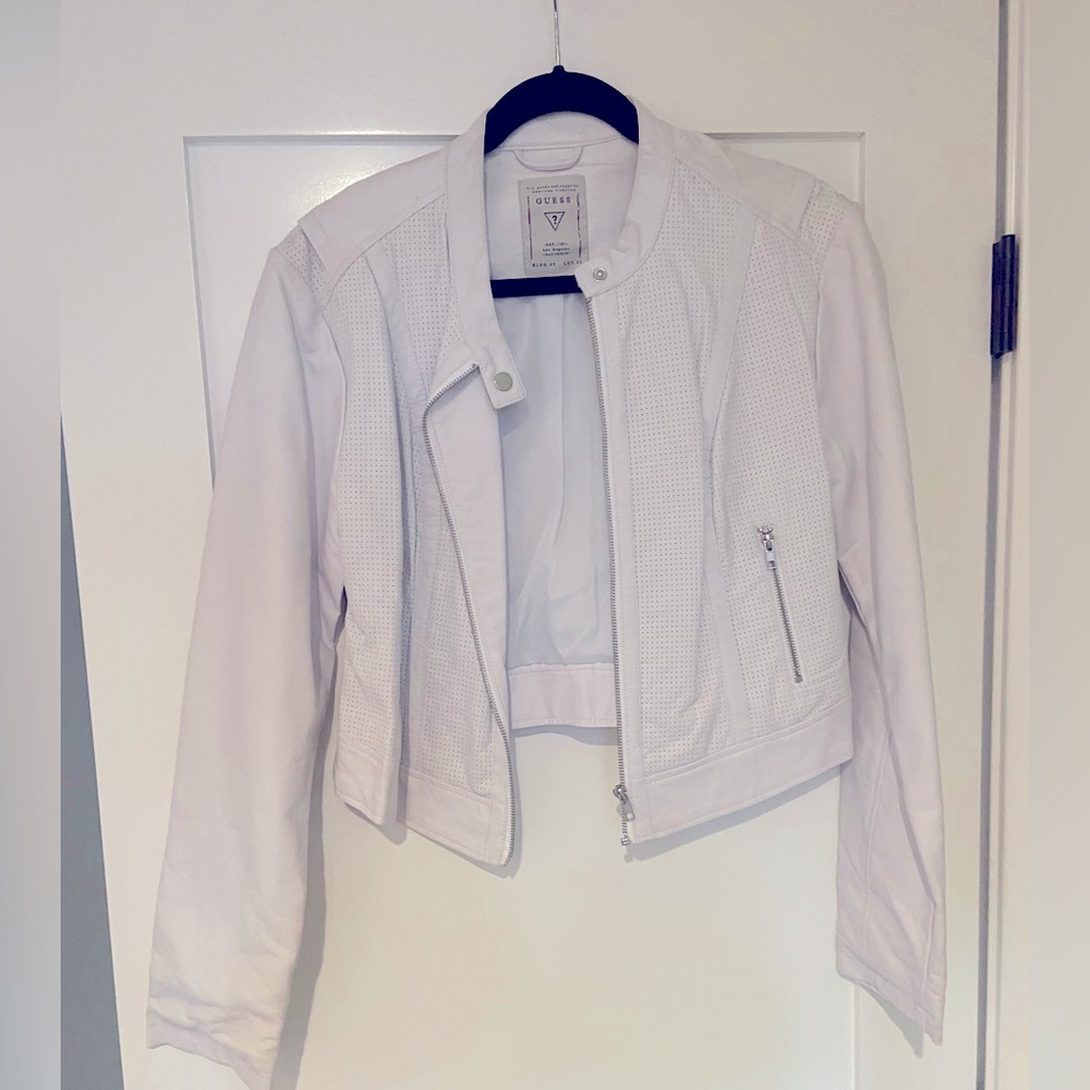GUESS Faux Leather Crop Moto Jacket! NEW! Small peel on left shoulder see photo